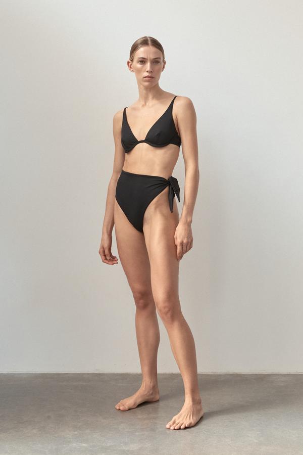 ASYMMETRICAL TIE BOTTOM - BLACK