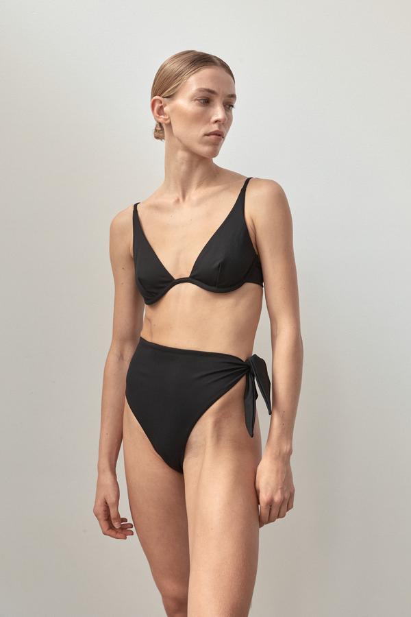 ASYMMETRICAL TIE BOTTOM - BLACK