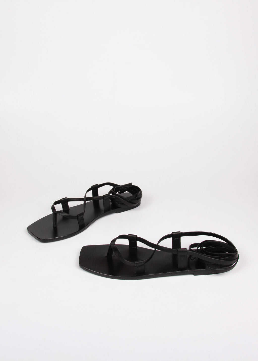 FINNLEY SANDAL - BLACK