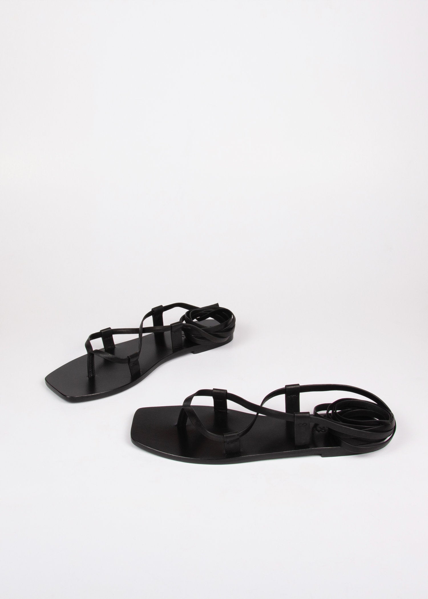 FINNLEY SANDAL - BLACK