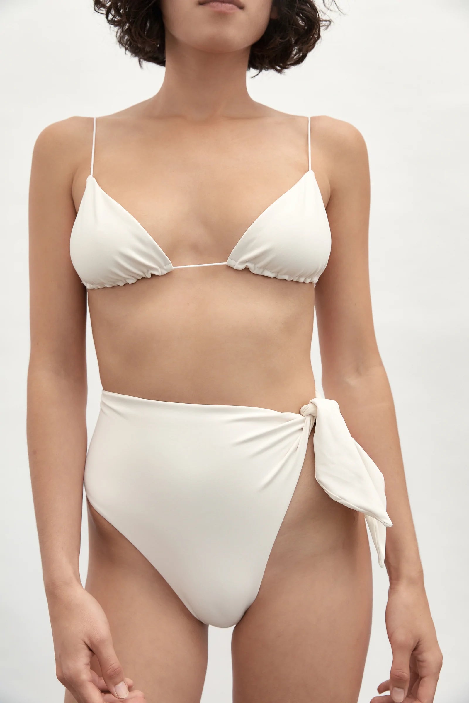 ASYMMETRICAL TIE BOTTOM - ECRU
