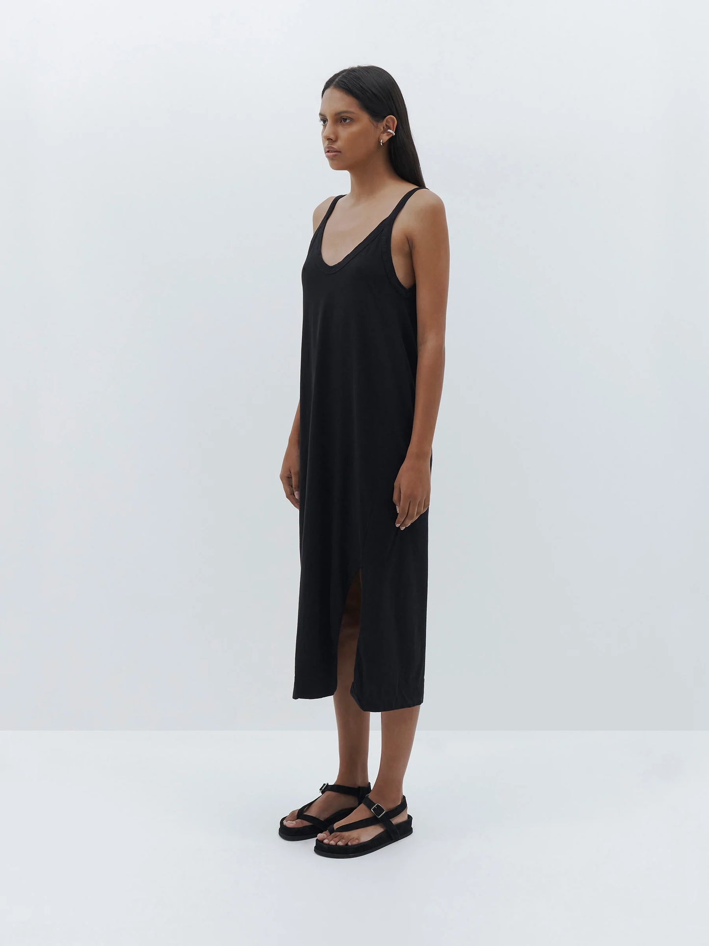 V NECK JERSEY SLIP DRESS - BLACK